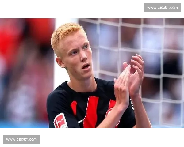 曼城截胡维拉 16 岁中场天才！劳里加盟开启蓝月青训新篇章